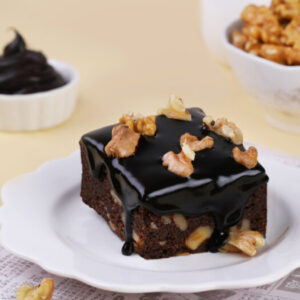 CHOCOLATE WALNUT BROWNIE