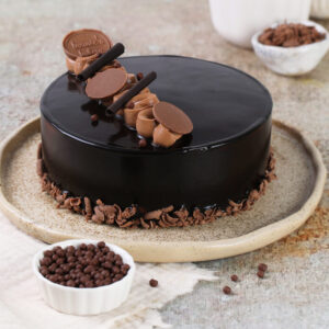 CHOCOLATE DIVINE CAKE