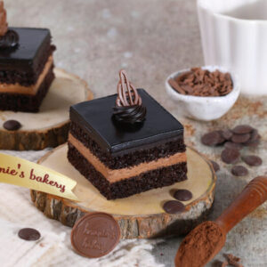 CHOCOLATE DIVINE PASTRY