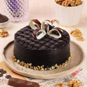 CRUNCHY WALNUT CAKE