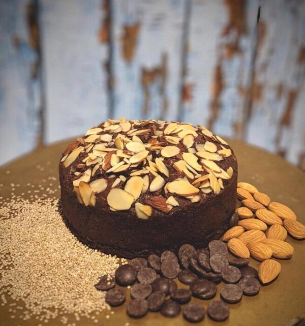 QUINOVA ALMOND CAKE