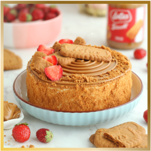 LOTUS BISCOFF STRAWBERRY CAKE